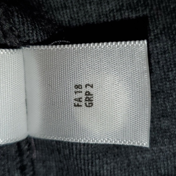 ST. John Gray Wool Dress Size 6 - Picture 5 of 8